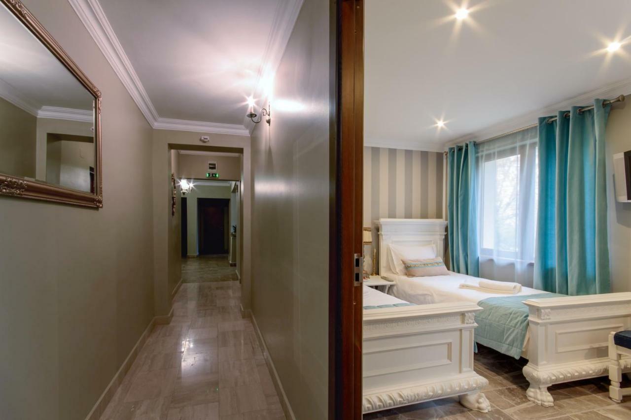 Williams House Hotel Hunedoara Buitenkant foto