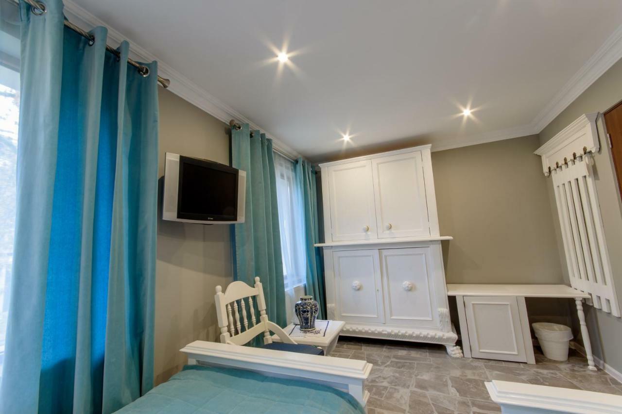 Williams House Hotel Hunedoara Buitenkant foto